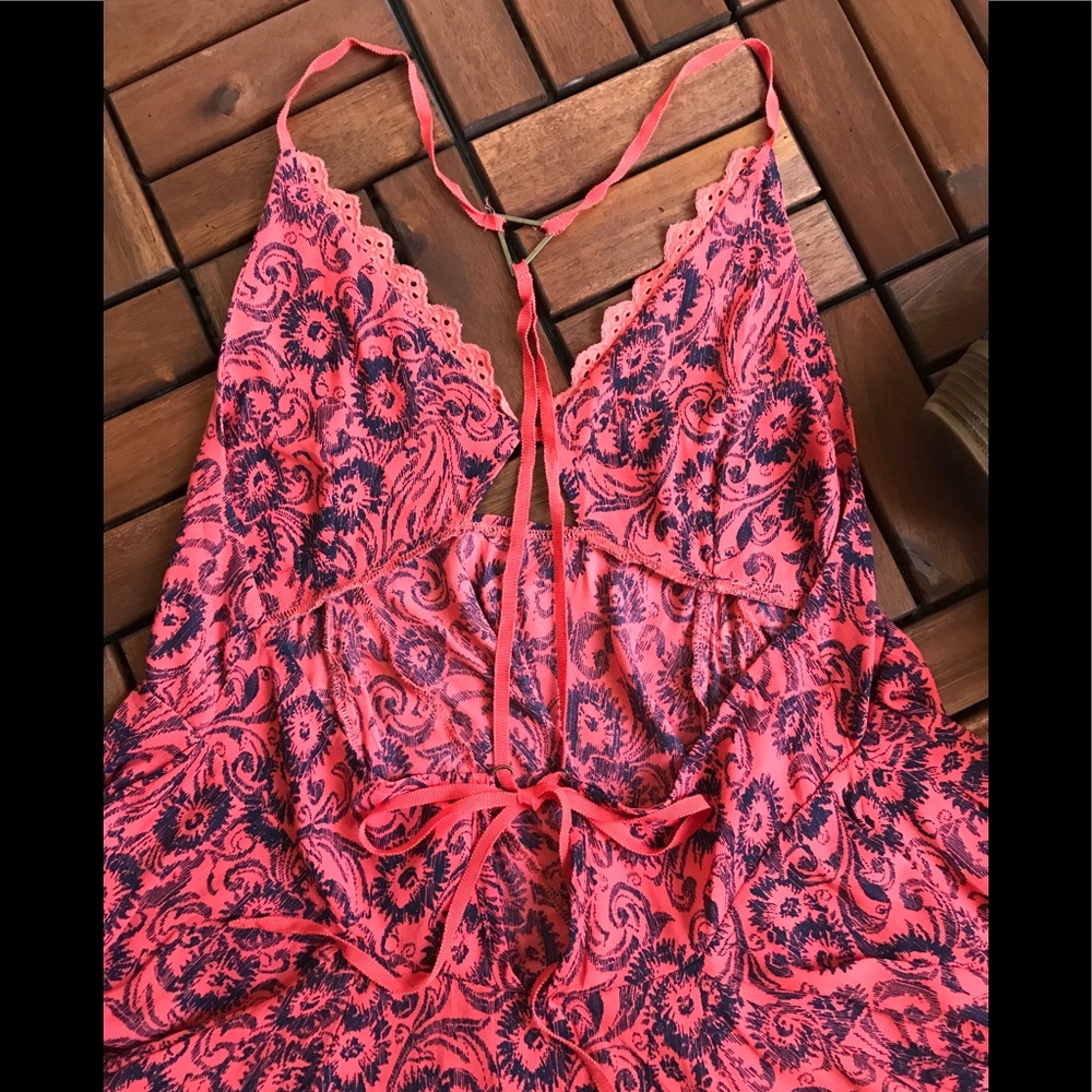 Free People printed  top - Picture 4 of 7